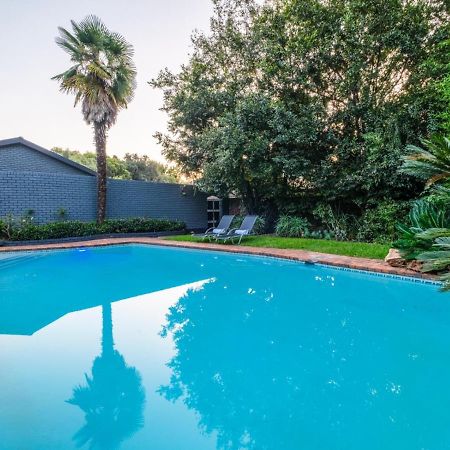 Hurlingham House Guest House 约翰内斯堡 外观 照片