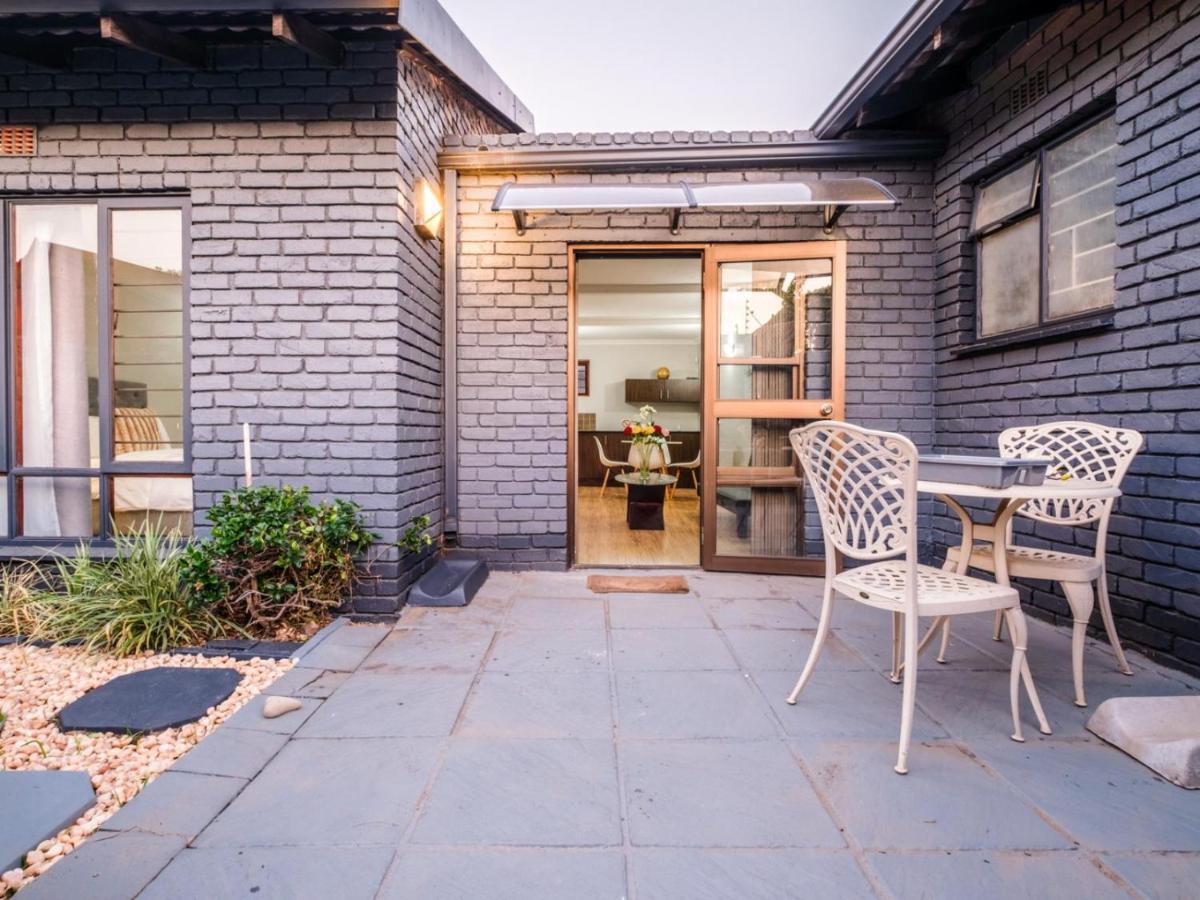 Hurlingham House Guest House 约翰内斯堡 外观 照片