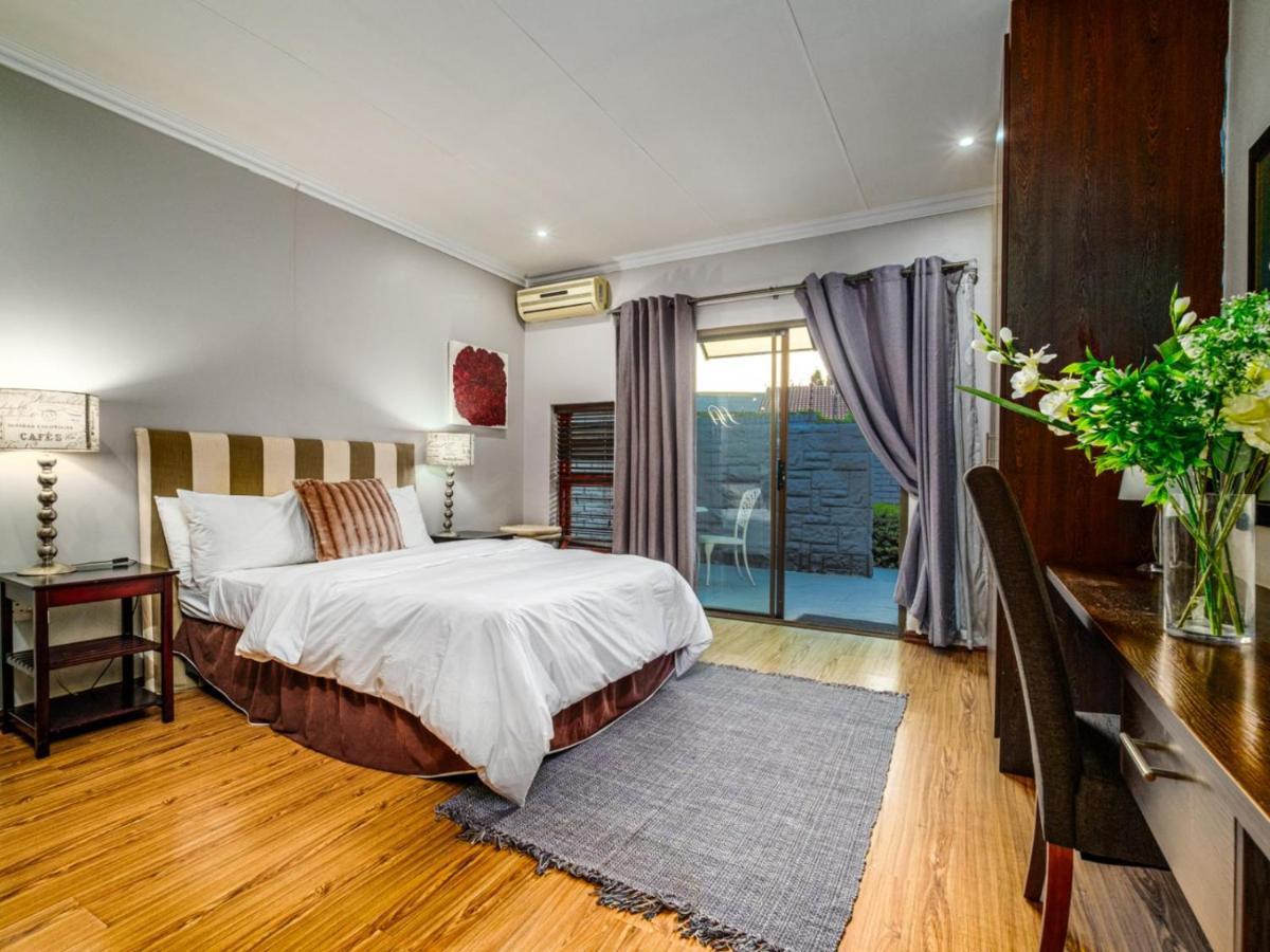 Hurlingham House Guest House 约翰内斯堡 外观 照片
