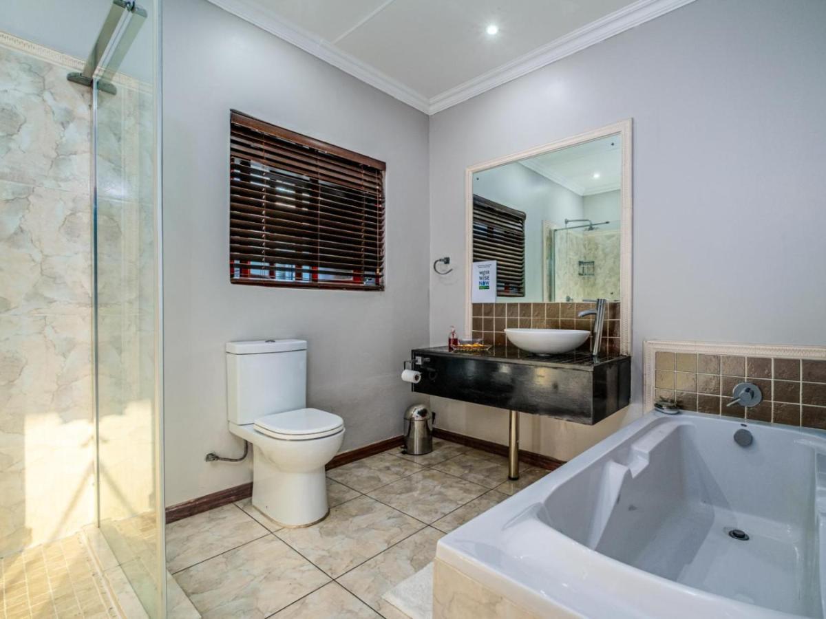 Hurlingham House Guest House 约翰内斯堡 外观 照片